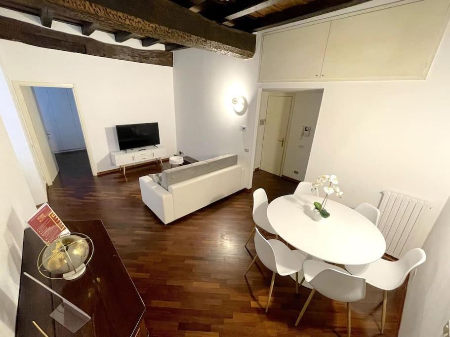 ברגמו Tower Gombito'S Apartment מראה חיצוני תמונה
